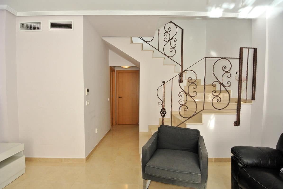 3 camera da letto Villetta Bifamiliare in vendita in Orihuela Costa con piscina garage - 249.900 € (Rif: 9508443)