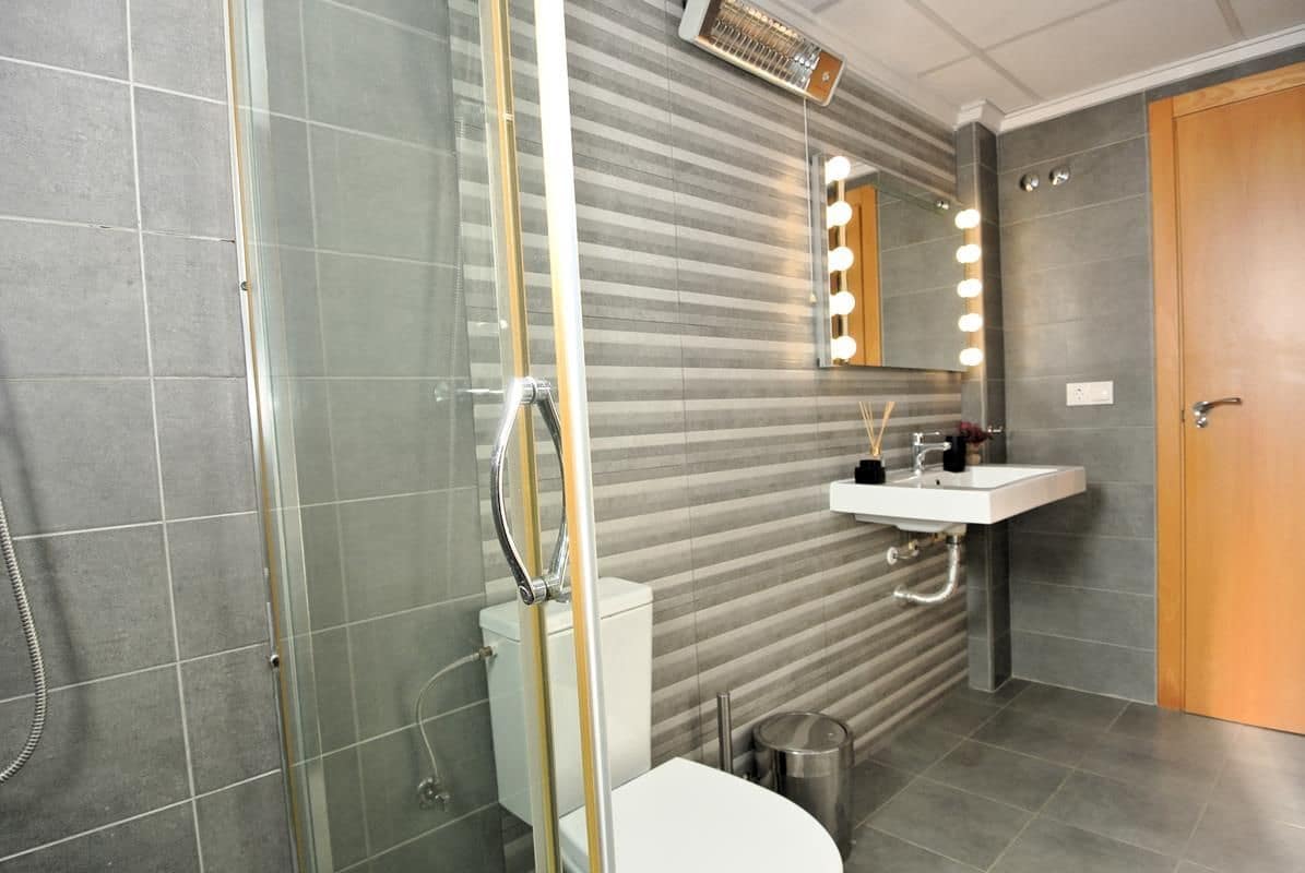 3 camera da letto Villetta Bifamiliare in vendita in Orihuela Costa con piscina garage - 249.900 € (Rif: 9508443)