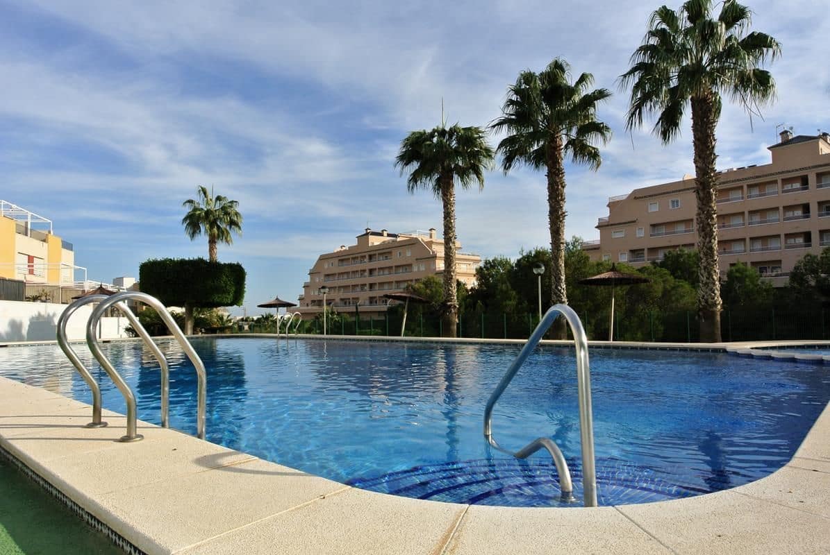 3 camera da letto Villetta Bifamiliare in vendita in Orihuela Costa con piscina garage - 249.900 € (Rif: 9508443)