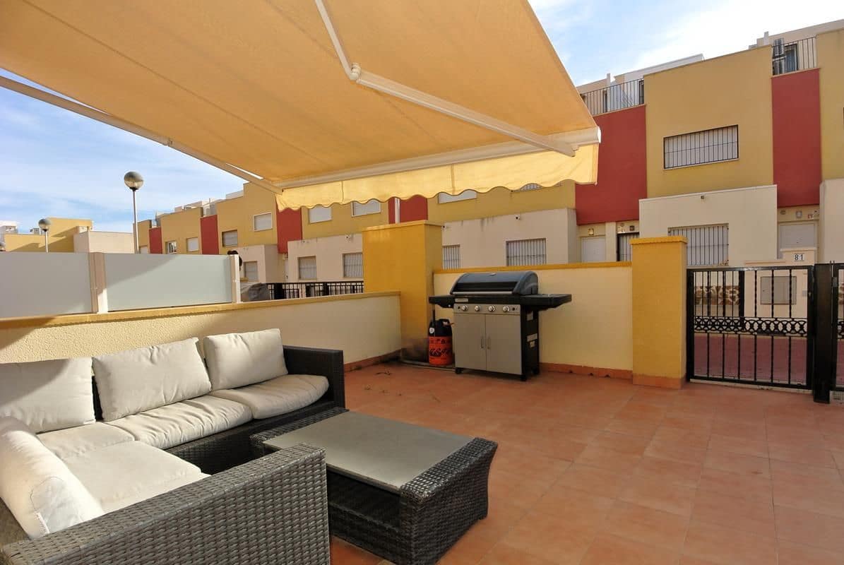 3 camera da letto Villetta Bifamiliare in vendita in Orihuela Costa con piscina garage - 249.900 € (Rif: 9508443)