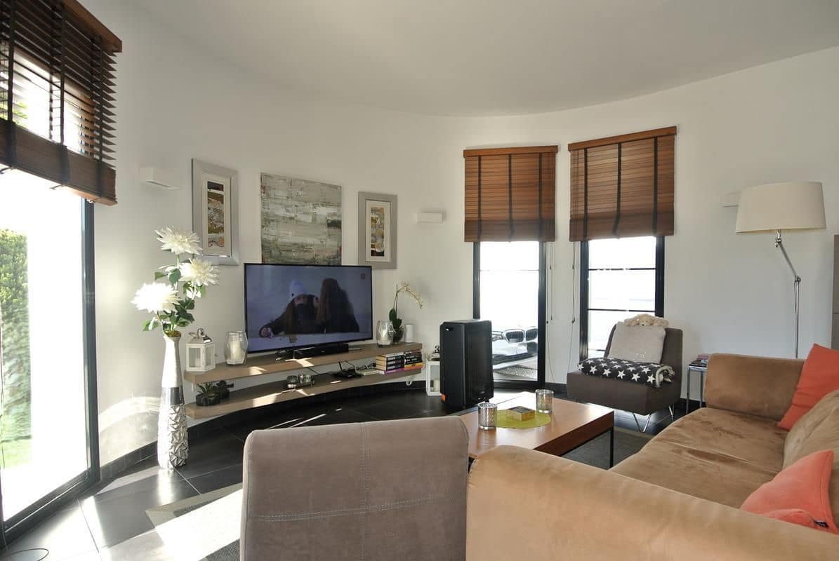 3 soverom Villa til salgs i San Fulgencio med svømmebasseng garasje - € 496 000 (Ref: 9560957)