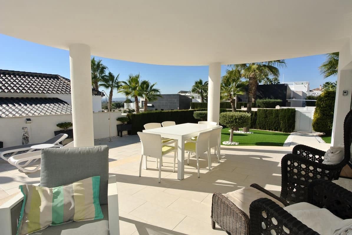 3 soverom Villa til salgs i San Fulgencio med svømmebasseng garasje - € 496 000 (Ref: 9560957)