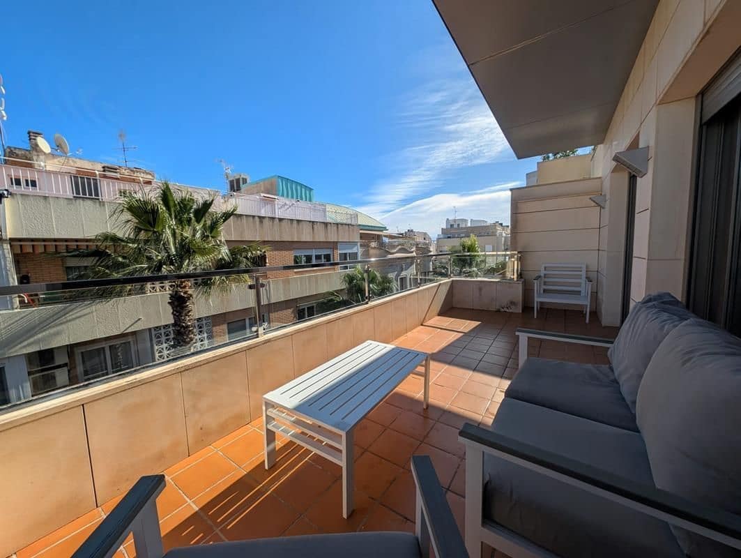 4 sypialnia Penthouse na sprzedaż w Torrevieja - 525 000 € (Ref: 9590741)