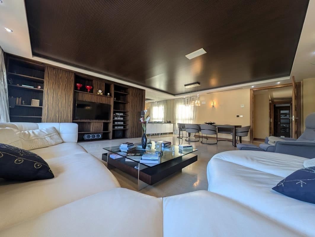 4 sypialnia Penthouse na sprzedaż w Torrevieja - 525 000 € (Ref: 9590741)