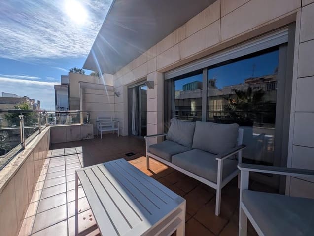 4 chambre Penthouse à vendre à Centro - Muelle Pesquero, Torrevieja - 525 000 € (Ref: 9590741)