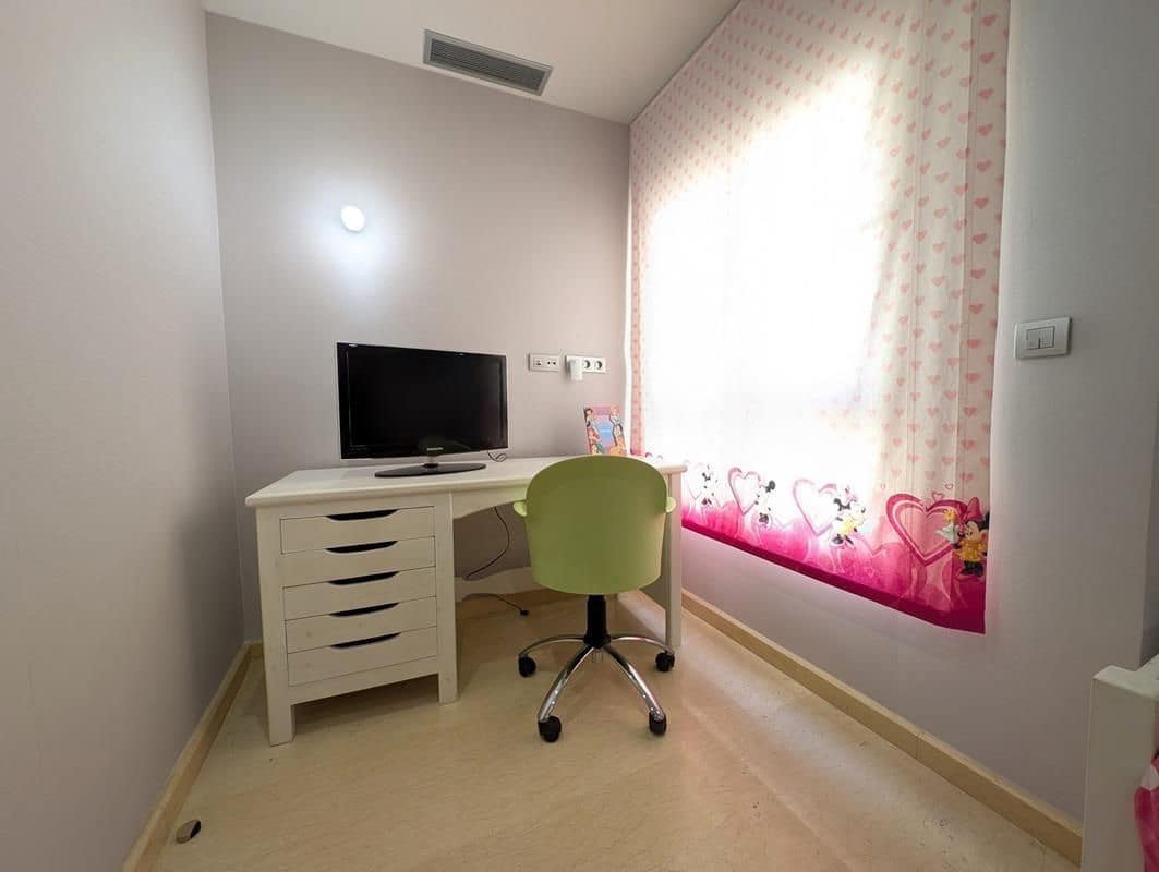 4 sypialnia Penthouse na sprzedaż w Torrevieja - 525 000 € (Ref: 9590741)