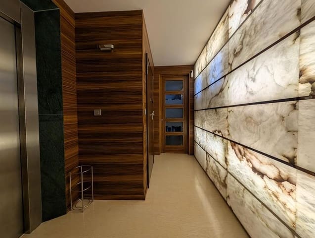 4 chambre Penthouse à vendre à Centro - Muelle Pesquero, Torrevieja - 525 000 € (Ref: 9590741)