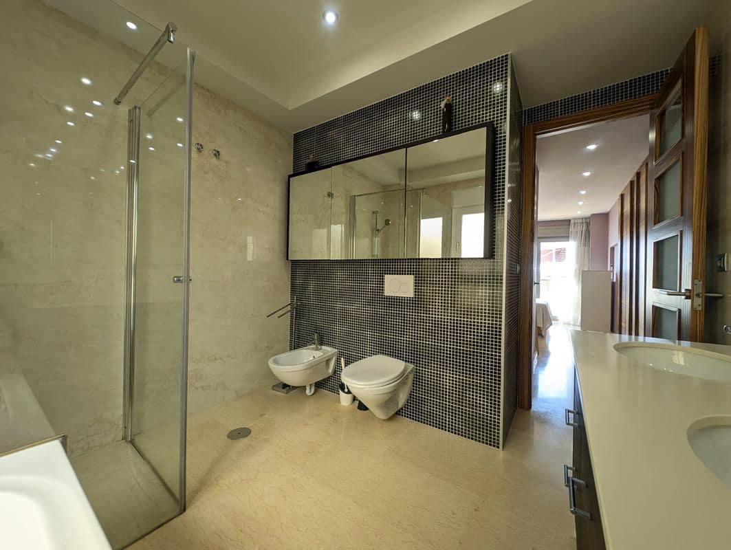 4 sypialnia Penthouse na sprzedaż w Torrevieja - 525 000 € (Ref: 9590741)