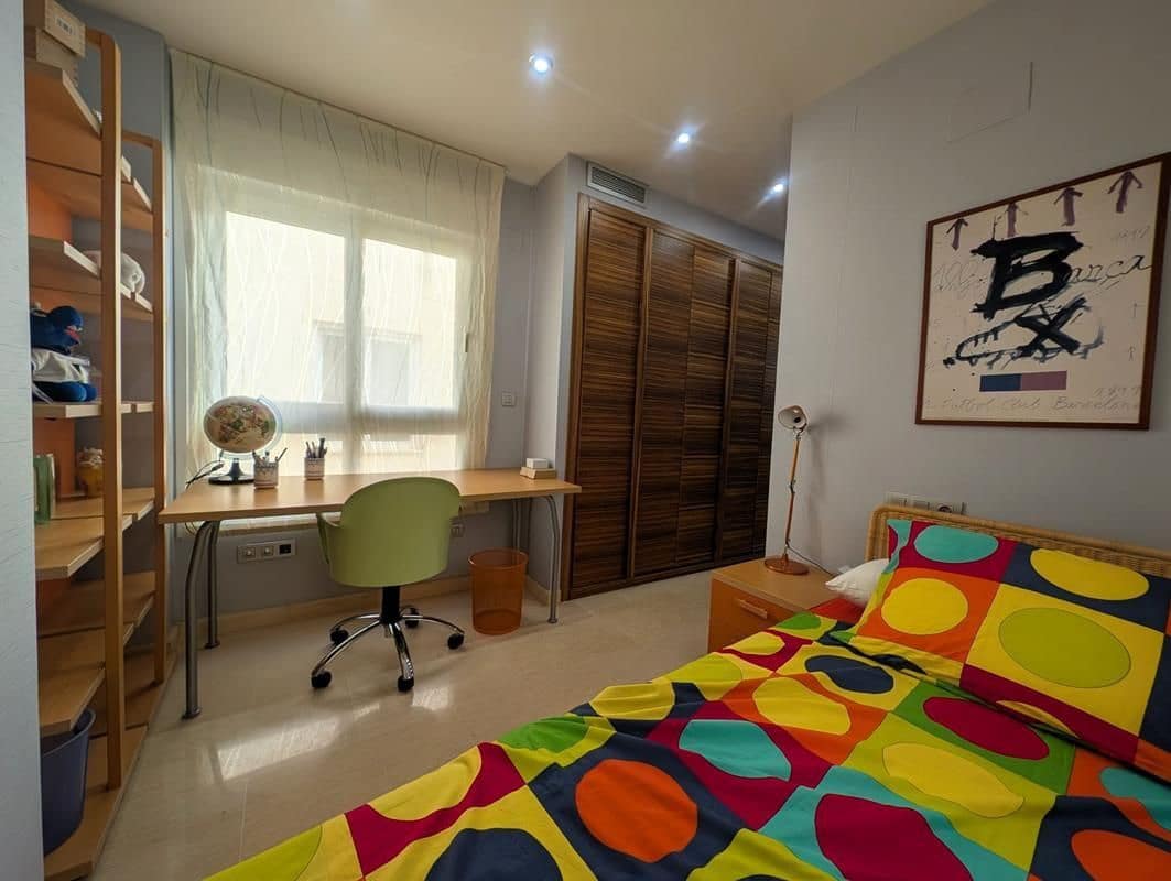 4 sypialnia Penthouse na sprzedaż w Torrevieja - 525 000 € (Ref: 9590741)