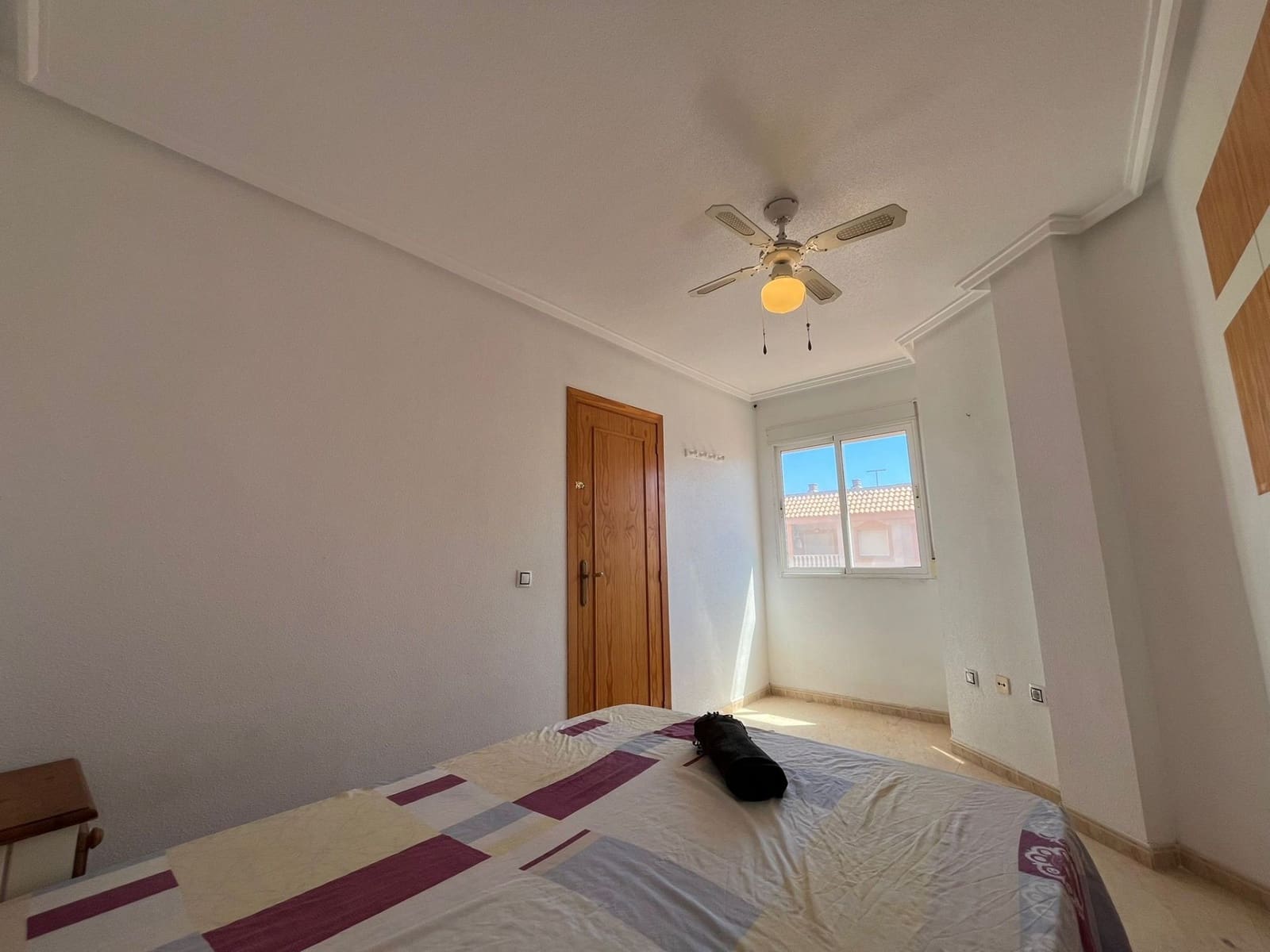 2 bedroom Apartment for sale in Torrevieja with pool - € 119,000 (Ref: 9690082)