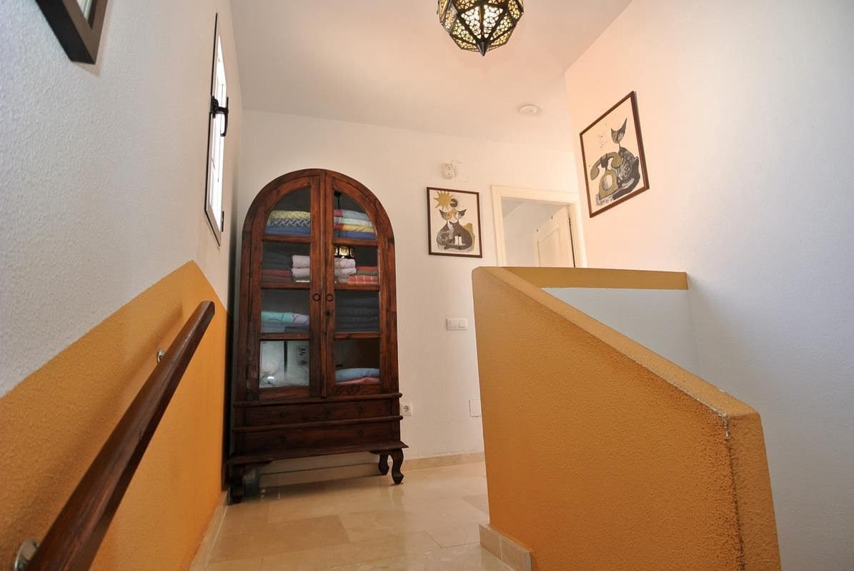 3 camera da letto Villa in vendita in Playa Flamenca con piscina garage - 289.900 € (Rif: 9731696)