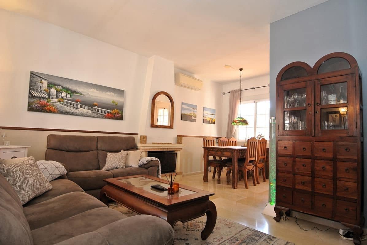 3 camera da letto Villa in vendita in Playa Flamenca con piscina garage - 289.900 € (Rif: 9731696)