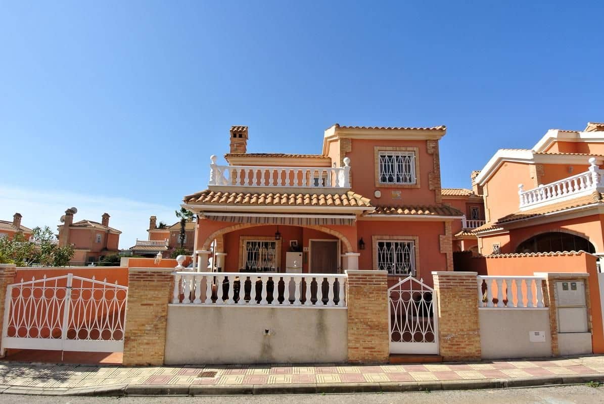 3 camera da letto Villa in vendita in Playa Flamenca con piscina garage - 289.900 € (Rif: 9731696)