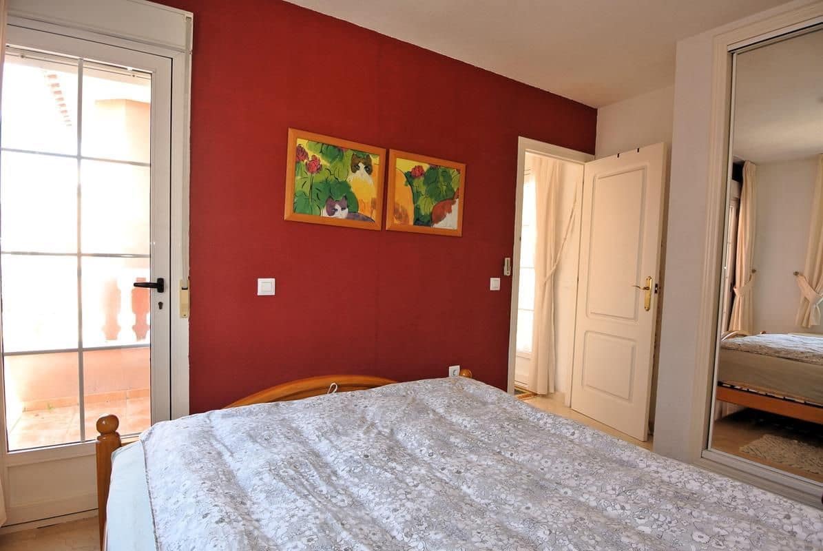 3 camera da letto Villa in vendita in Playa Flamenca con piscina garage - 289.900 € (Rif: 9731696)