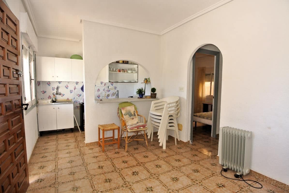 2 soverom Kjedet enebolig til salgs i Ciudad Quesada med garasje - € 125 900 (Ref: 9731698)