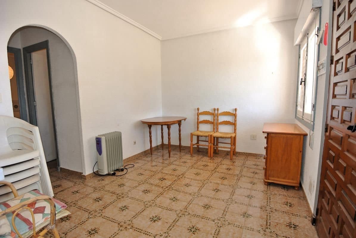 2 soverom Kjedet enebolig til salgs i Ciudad Quesada med garasje - € 125 900 (Ref: 9731698)