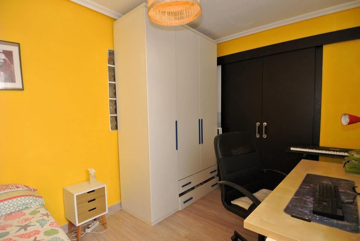 4 quarto Penthouse para venda em Torrevieja - 239 000 € (Ref: 9772744)