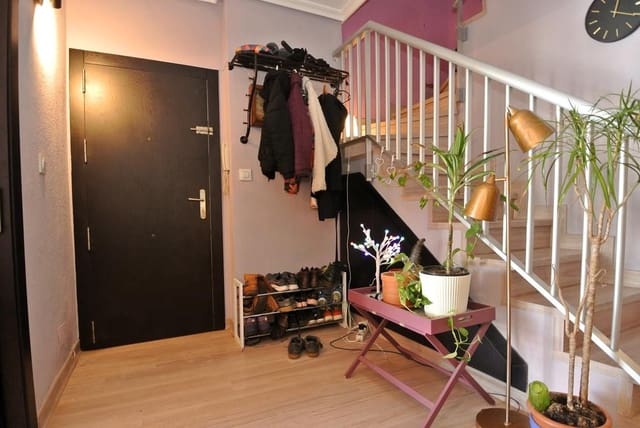 4 quarto Penthouse para venda em Centro - Muelle Pesquero, Torrevieja - 239 000 € (Ref: 9772744)