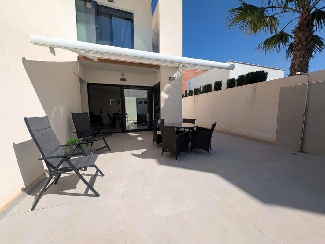 4 bedroom Villa for sale in Benijofar with pool garage - € 529,000 (Ref: 9798755)