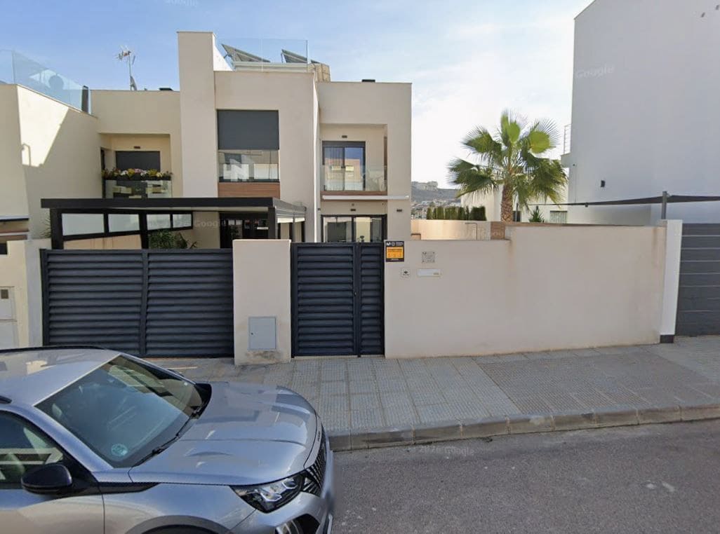 4 bedroom Villa for sale in Benijofar with pool garage - € 529,000 (Ref: 9798755)