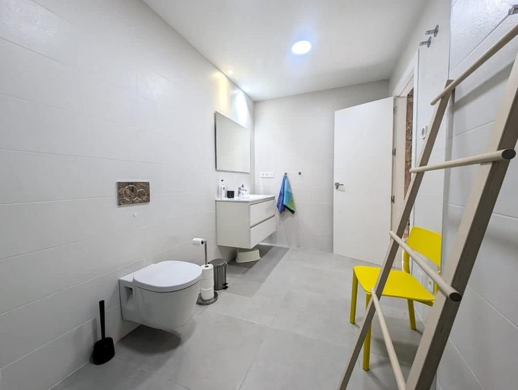 4 bedroom Villa for sale in Benijofar with pool garage - € 529,000 (Ref: 9798755)