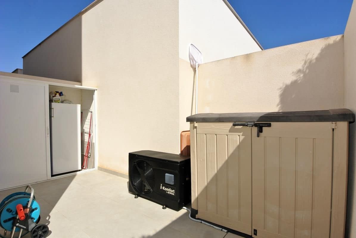 4 bedroom Villa for sale in Benijofar with pool garage - € 529,000 (Ref: 9798755)