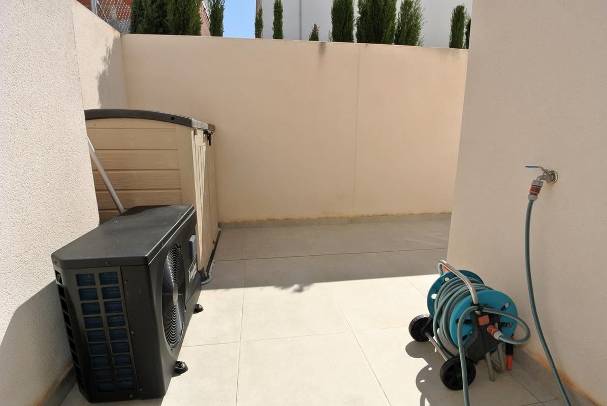 4 bedroom Villa for sale in Benijofar with pool garage - € 529,000 (Ref: 9798755)