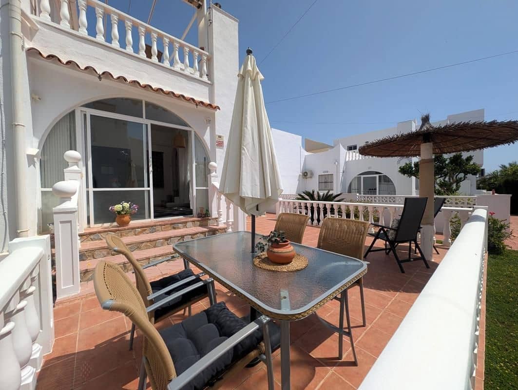 4 Zimmer Doppelhaus zu verkaufen in Orihuela Costa - 209.000 € (Ref: 9815600)