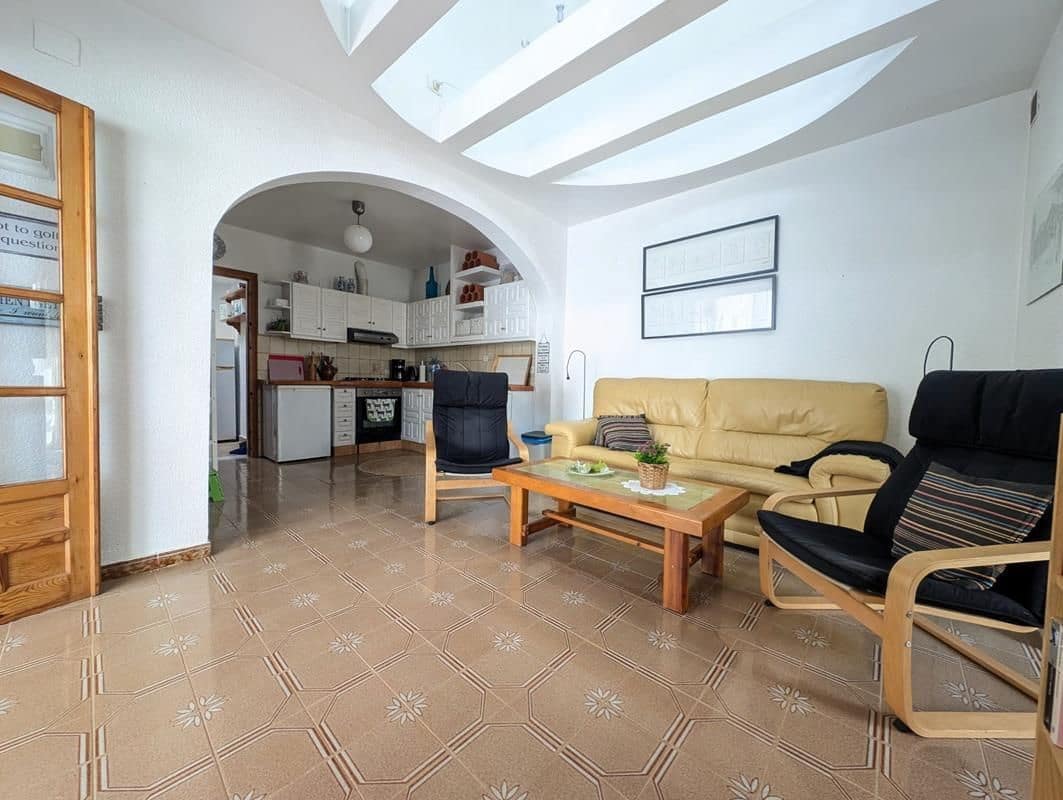 4 Zimmer Doppelhaus zu verkaufen in Orihuela Costa - 209.000 € (Ref: 9815600)