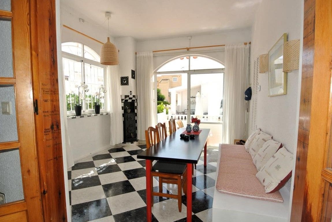 4 Zimmer Doppelhaus zu verkaufen in Orihuela Costa - 209.000 € (Ref: 9815600)
