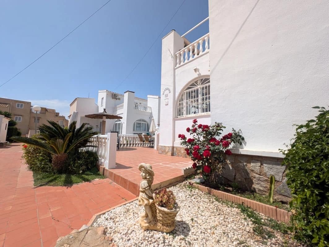 4 Zimmer Doppelhaus zu verkaufen in Orihuela Costa - 209.000 € (Ref: 9815600)