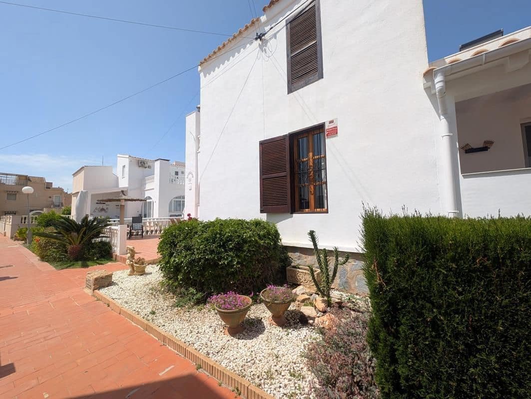 4 Zimmer Doppelhaus zu verkaufen in Orihuela Costa - 209.000 € (Ref: 9815600)