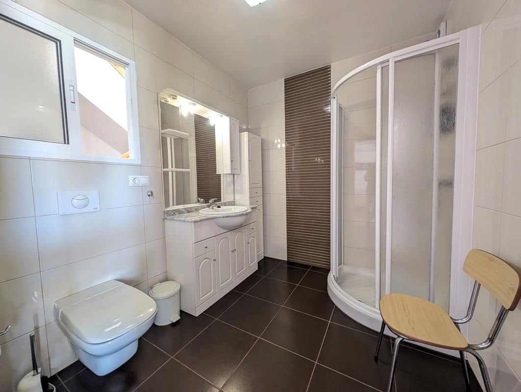 2 sovrum Semi-fristående Villa till salu i Orihuela Costa - 159 000 € (Ref: 9833308)