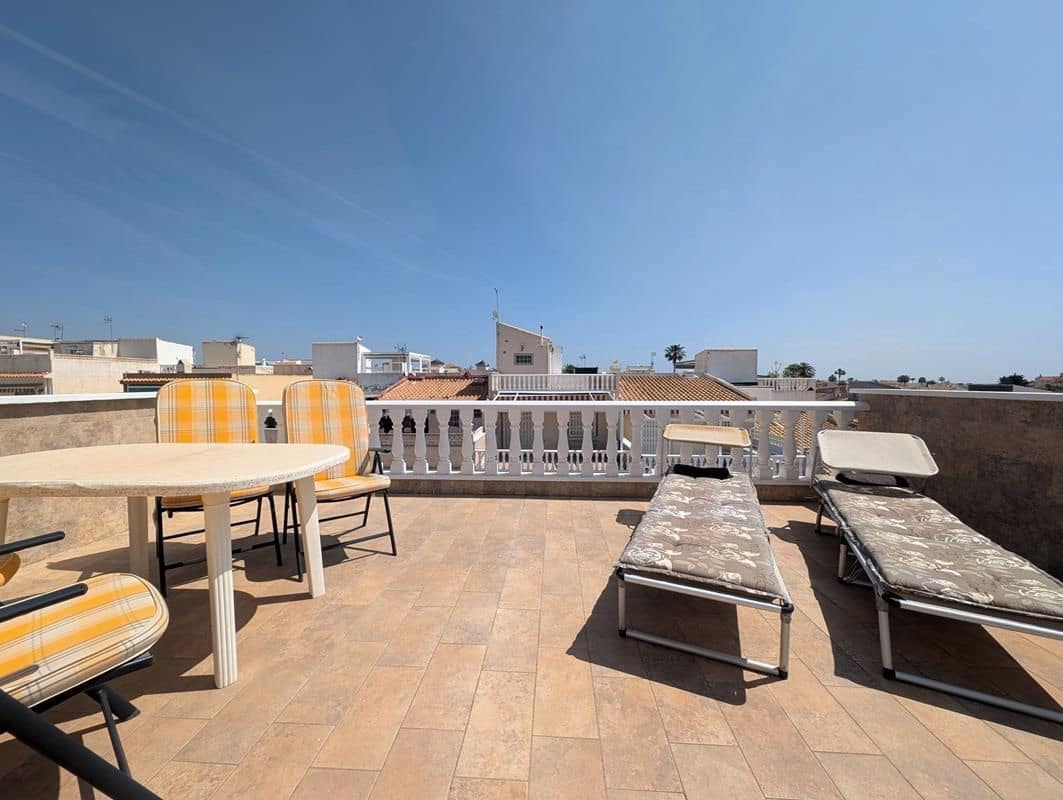2 sovrum Semi-fristående Villa till salu i Orihuela Costa - 159 000 € (Ref: 9833308)