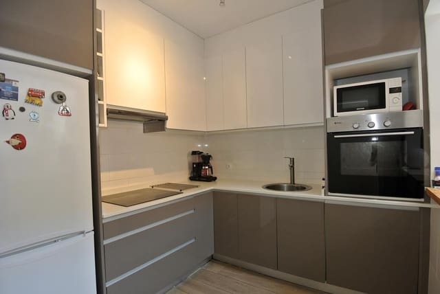 4 chambre Penthouse à vendre à Playa de los Locos, Torrevieja - 249 000 € (Ref: 9844929)