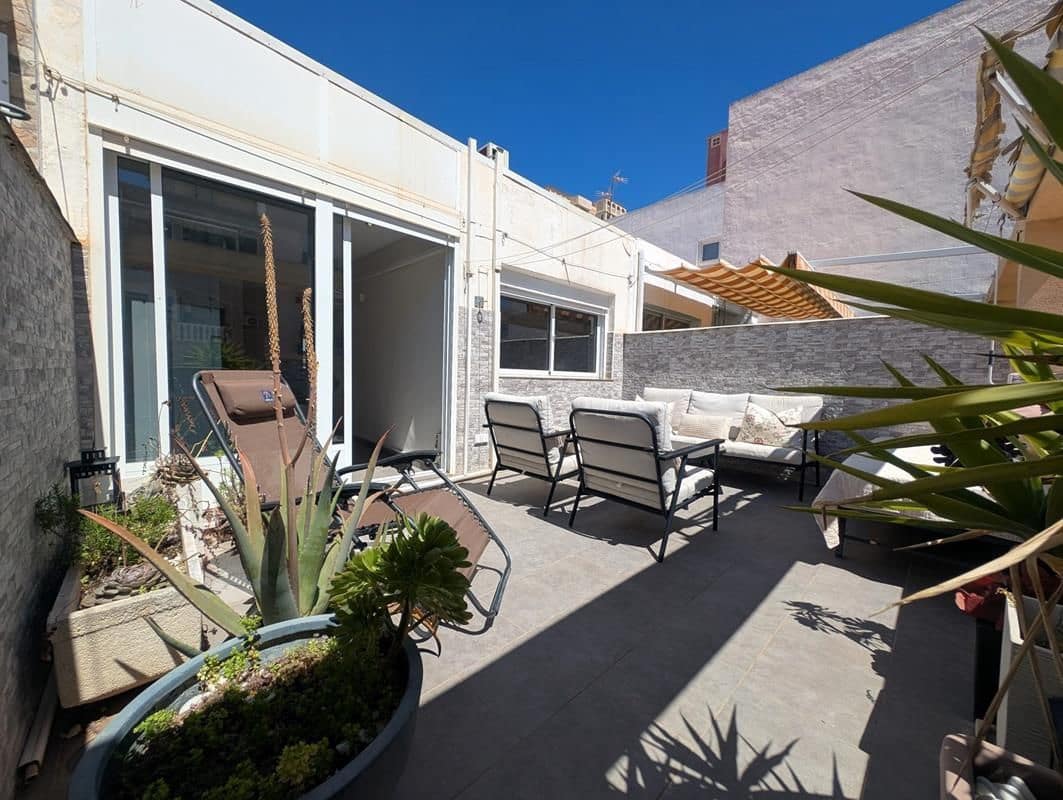 4 soverom Penthouse til salgs i Torrevieja - € 249 000 (Ref: 9844929)