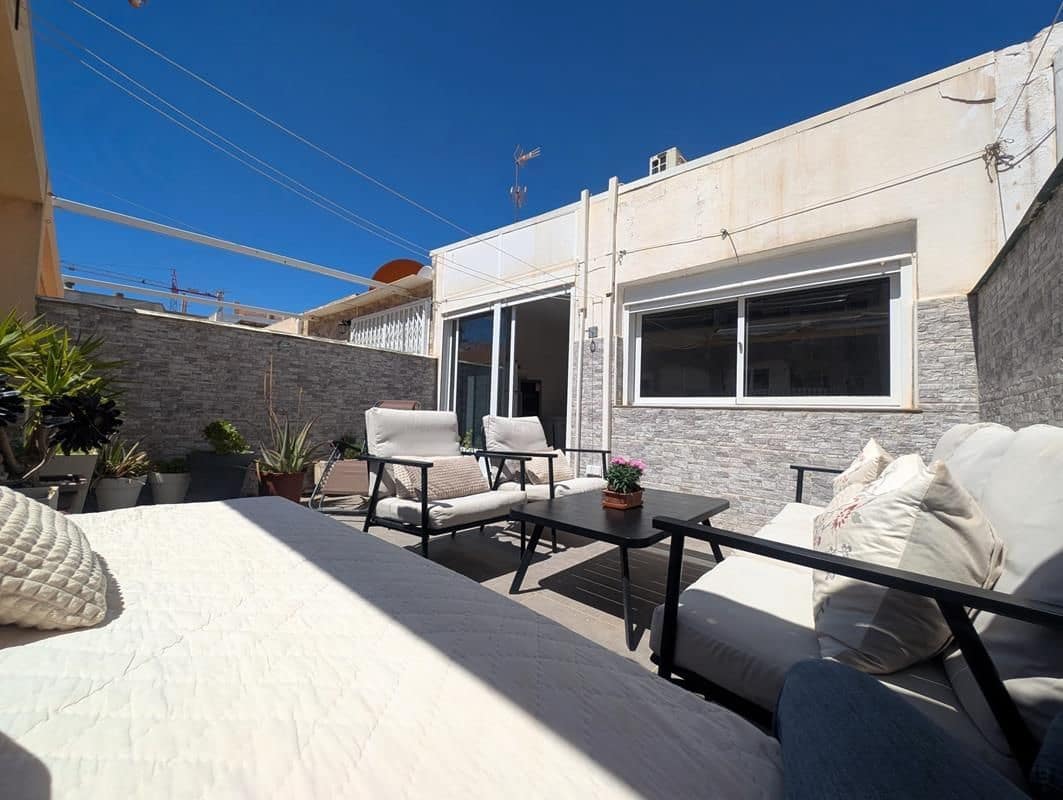4 soverom Penthouse til salgs i Torrevieja - € 249 000 (Ref: 9844929)