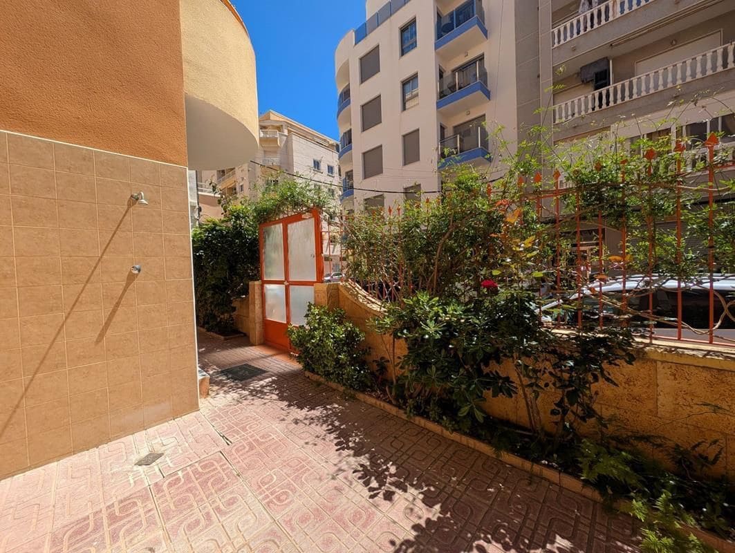 4 soverom Penthouse til salgs i Torrevieja - € 249 000 (Ref: 9844929)