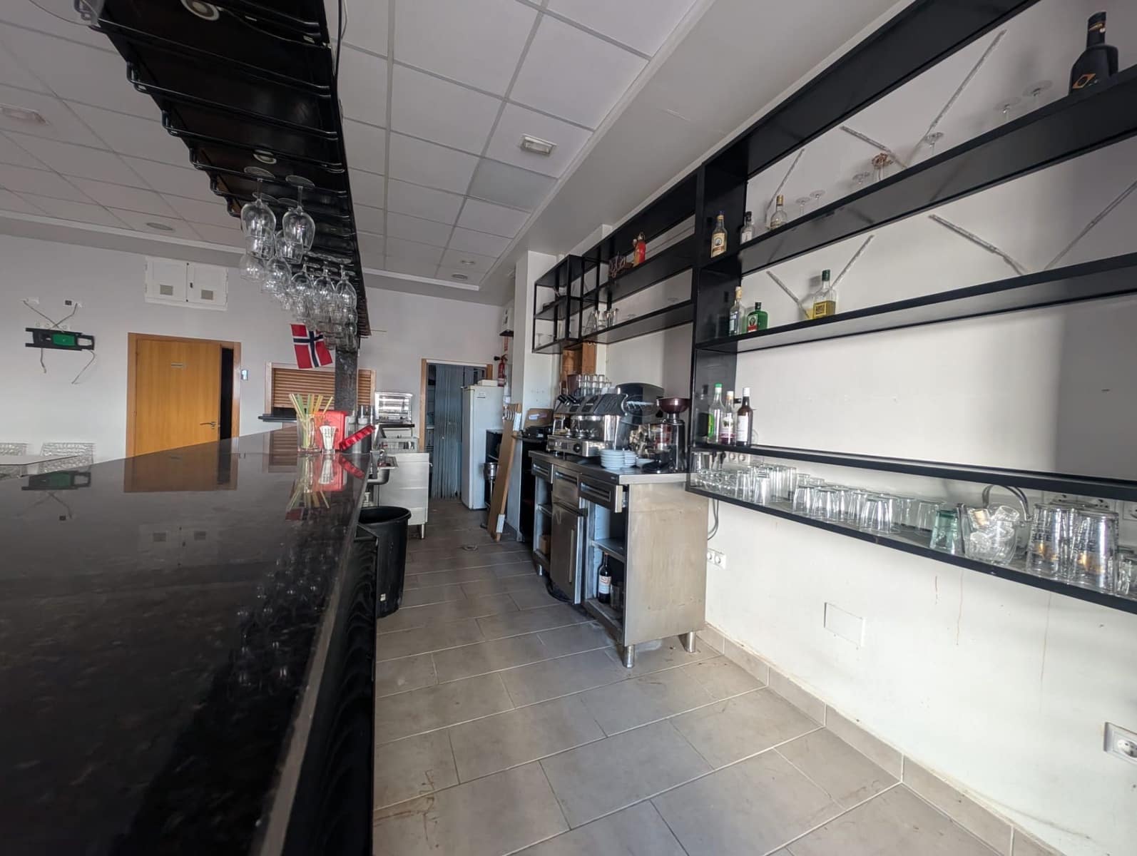 3 sovrum Kommersiell till salu i Torrevieja - 198 900 € (Ref: 9861588)