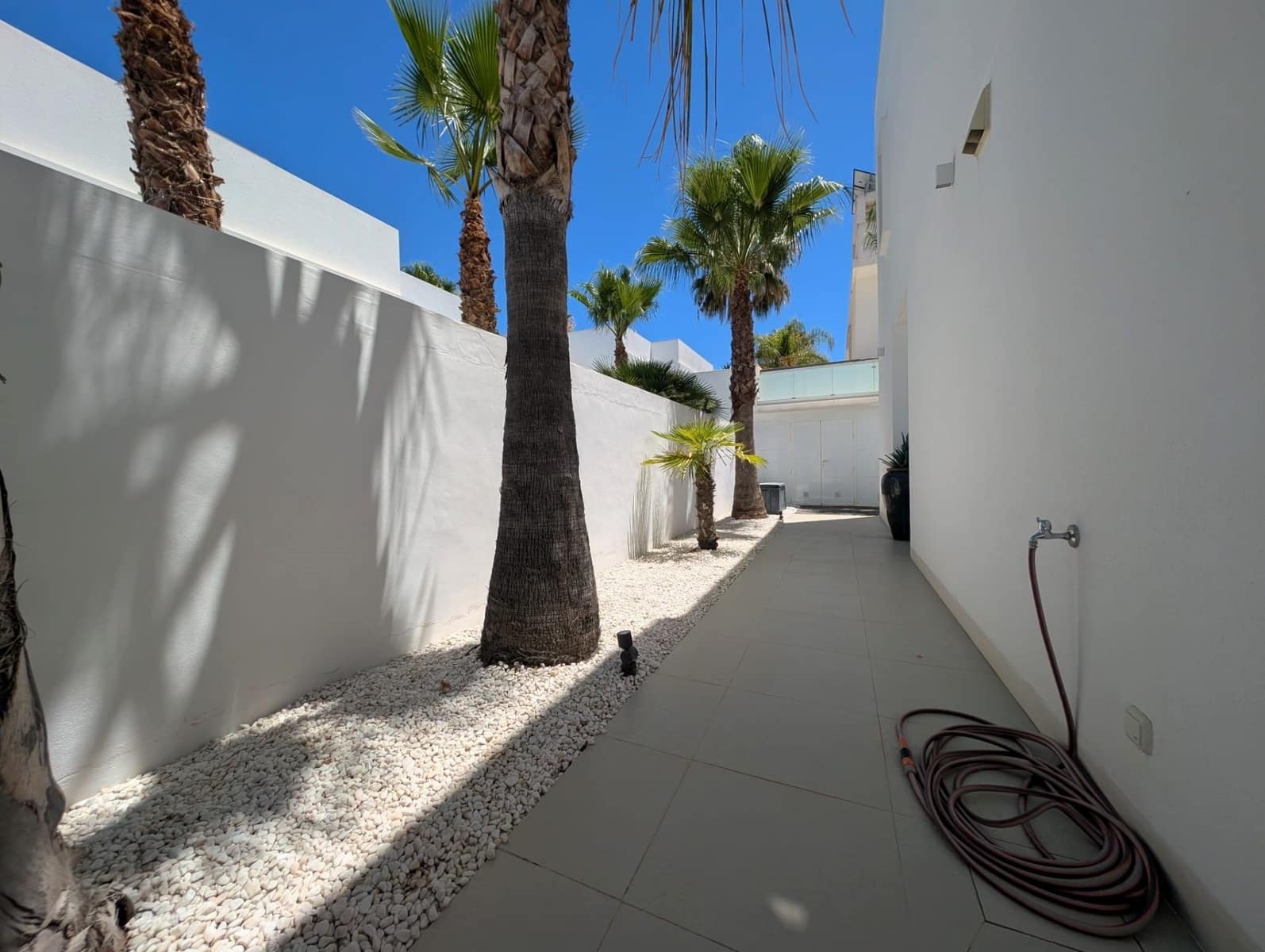 3 soveværelse Villa til salg i San Fulgencio med swimmingpool garage - € 629.000 (Ref: 9951064)