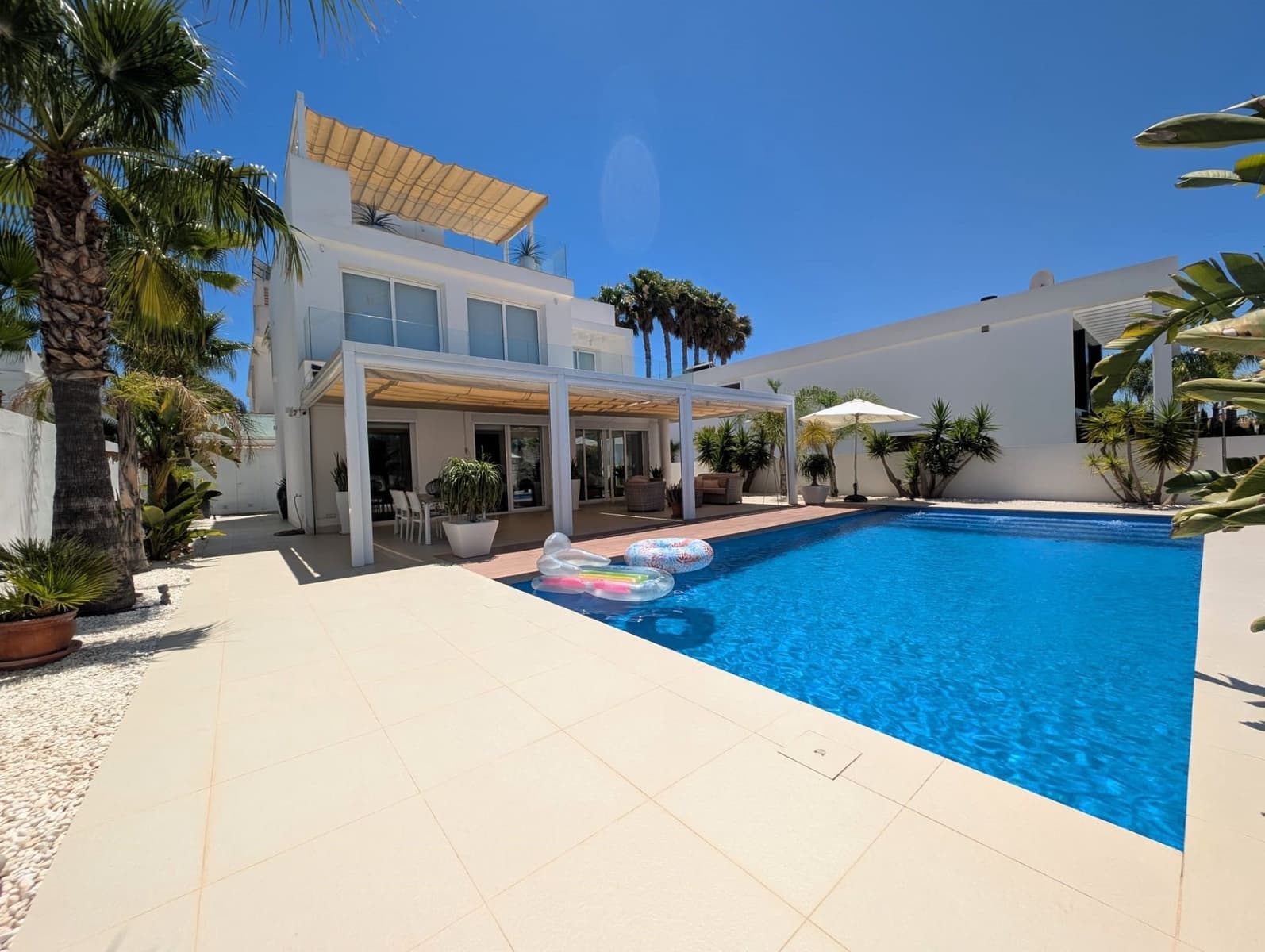 3 soveværelse Villa til salg i San Fulgencio med swimmingpool garage - € 629.000 (Ref: 9951064)