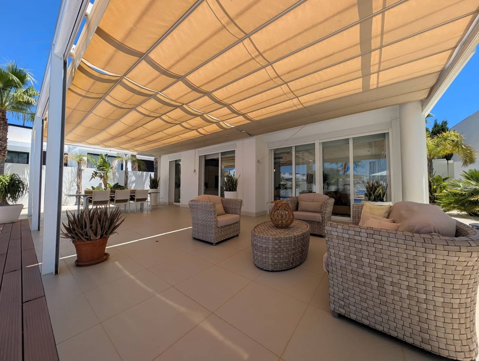 3 soveværelse Villa til salg i San Fulgencio med swimmingpool garage - € 629.000 (Ref: 9951064)