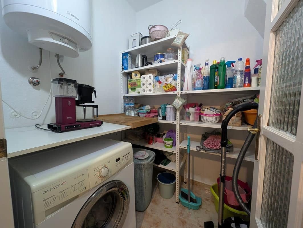 3 slaapkamer Halfvrijstaande villa te koop in Playa Flamenca met zwembad garage - € 289.000 (Ref: 9956814)