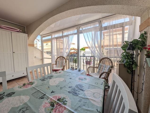 3 slaapkamer Halfvrijstaande villa te koop in Playa Flamenca, Orihuela met zwembad garage - € 289.000 (Ref: 9956814)