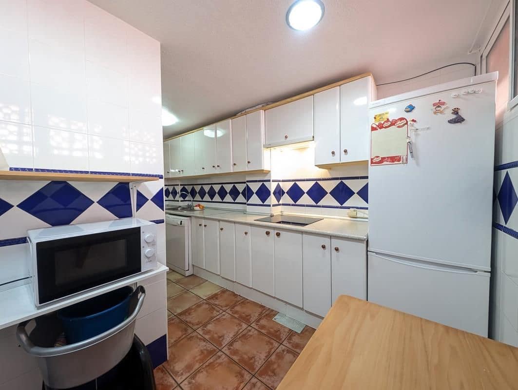 3 bedroom Semi-detached Villa for sale in Torrevieja with pool garage - € 296,000 (Ref: 9956815)