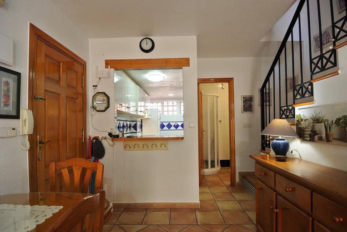 3 bedroom Semi-detached Villa for sale in Torrevieja with pool garage - € 296,000 (Ref: 9956815)