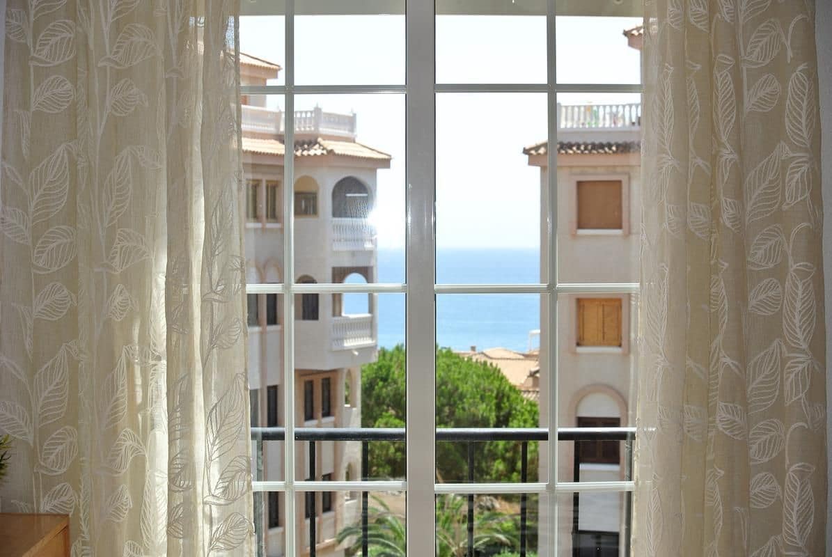 3 bedroom Semi-detached Villa for sale in Torrevieja with pool garage - € 296,000 (Ref: 9956815)