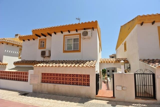 3 bedroom Semi-detached Villa for sale in Miramar - Torre del Moro, Torrevieja with pool garage - € 296,000 (Ref: 9956815)
