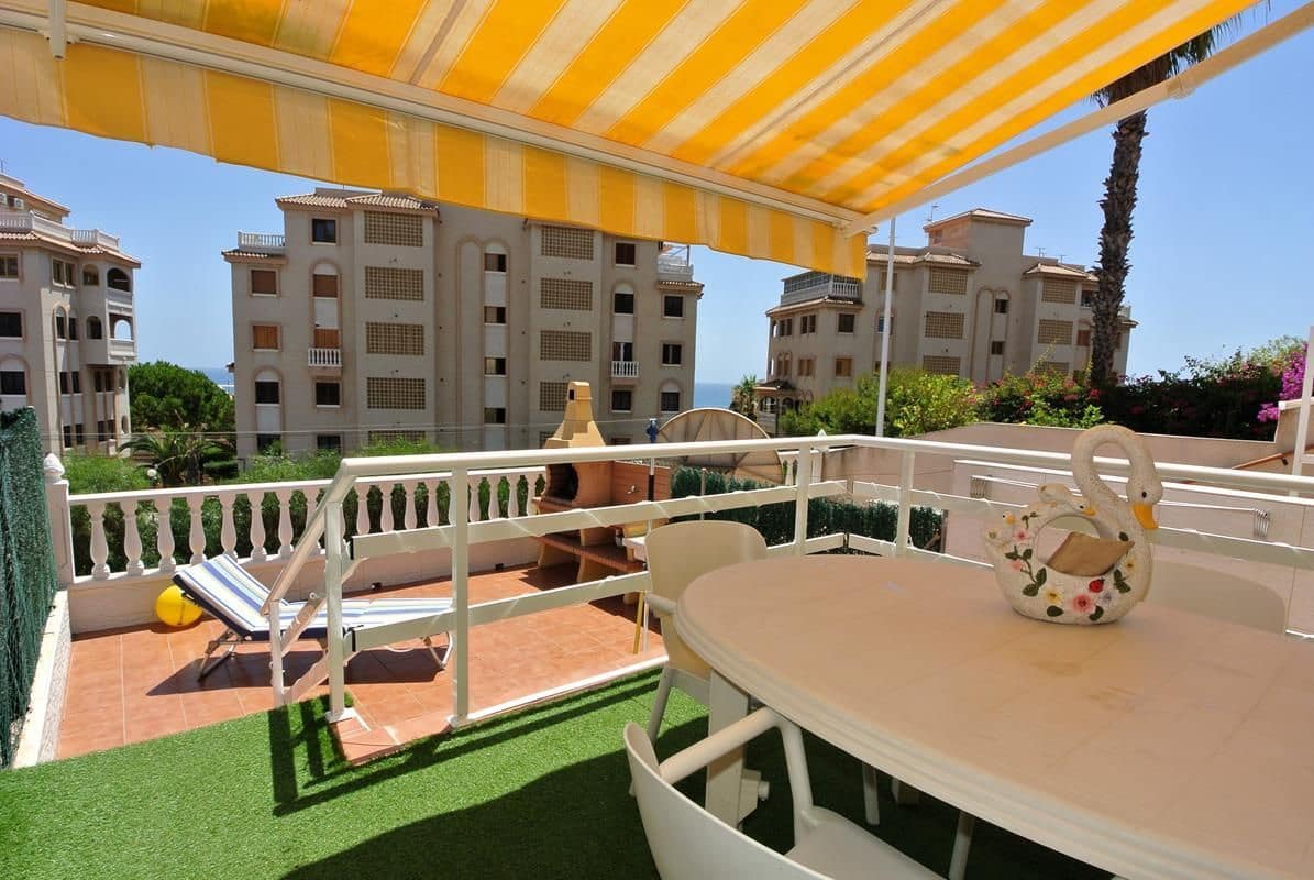 3 bedroom Semi-detached Villa for sale in Torrevieja with pool garage - € 296,000 (Ref: 9956815)