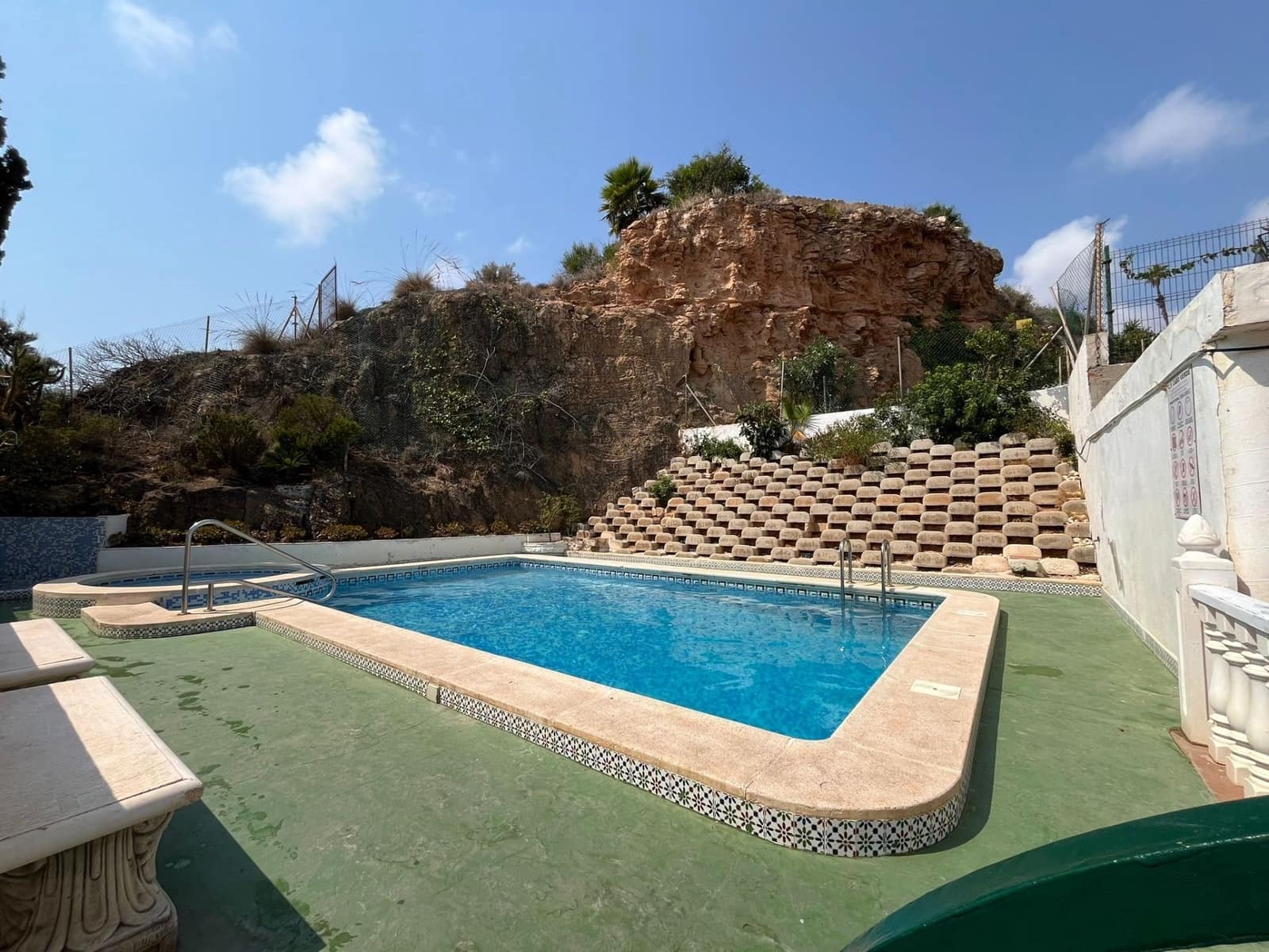 3 bedroom Semi-detached Villa for sale in Torrevieja with pool garage - € 296,000 (Ref: 9956815)